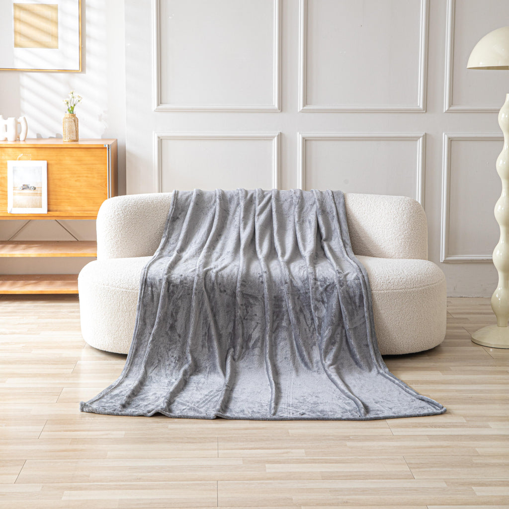 GD LOVES YOUR HOME Plaid Coperta in Pile (Flanella) – 130×160, 160×220, 220×240 – Coperta morbida e calda, leggera e asciugatura rapida; anti-pilling, lavabile in lavatrice – Tinta unita in vari colori per letto e divano