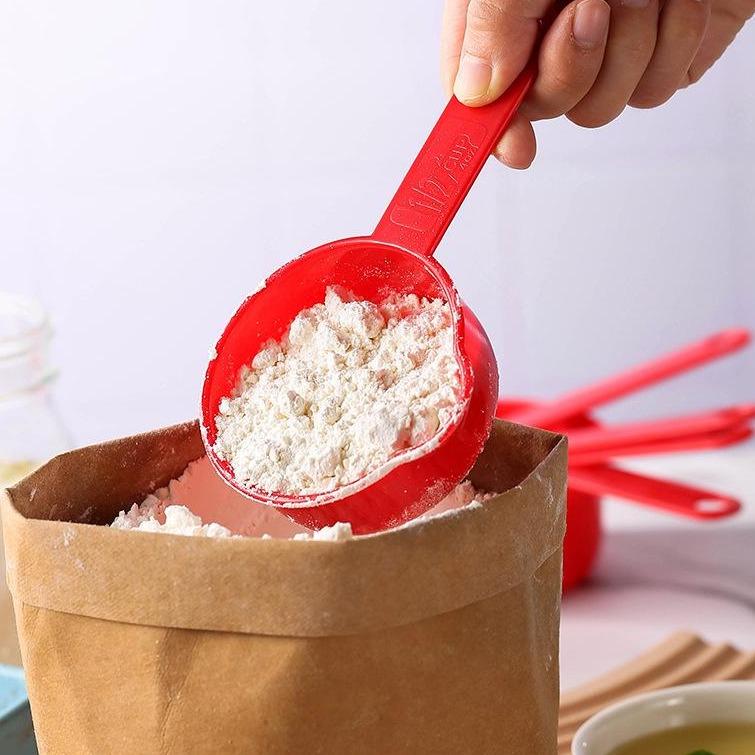 GD LA CUISINE Set Misurini a Cucchiaio in Plastica | 6 Pezzi Piccoli + 4 Pezzi Grandi Multicolore per Cucina, Dolci e Caffè