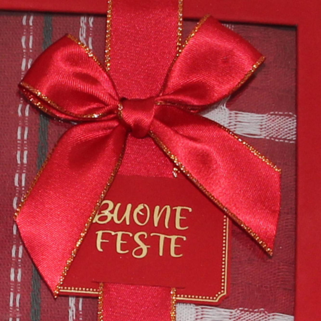 GD LOVES XMAS Set Regalo Natalizio in Scatola con Fiocco Tovaglietta 40*60CM in cotone Elegante per Tavola di Natale – 4 Varianti Buone Feste / Merry Christmas / Happy Christmas – Idea Regalo Pronta