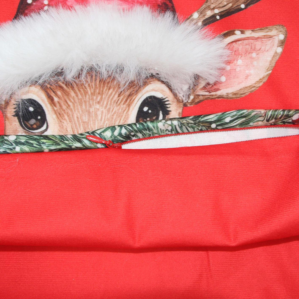 GD LOVES XMAS Set 2 Copricuscino Natalizio 3D 43×43 cm Federe Morbide per Divano o Letto 12 Fantasie Natalizie con Babbo Natale e Regali