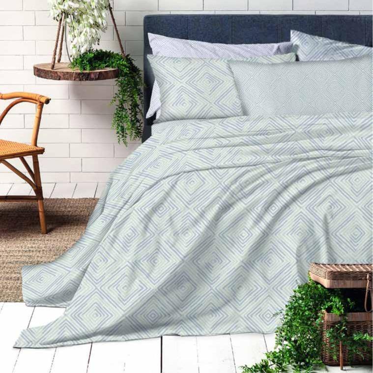 GD LOVES YOUR HOME Completo Letto Linea Fantasie Naturali – 60% Cotone Morbido e Traspirante – Lenzuolo Sopra, Lenzuolo con Angoli e Federe – Set 3 o 4 Pezzi (Singolo, Matrimoniale)