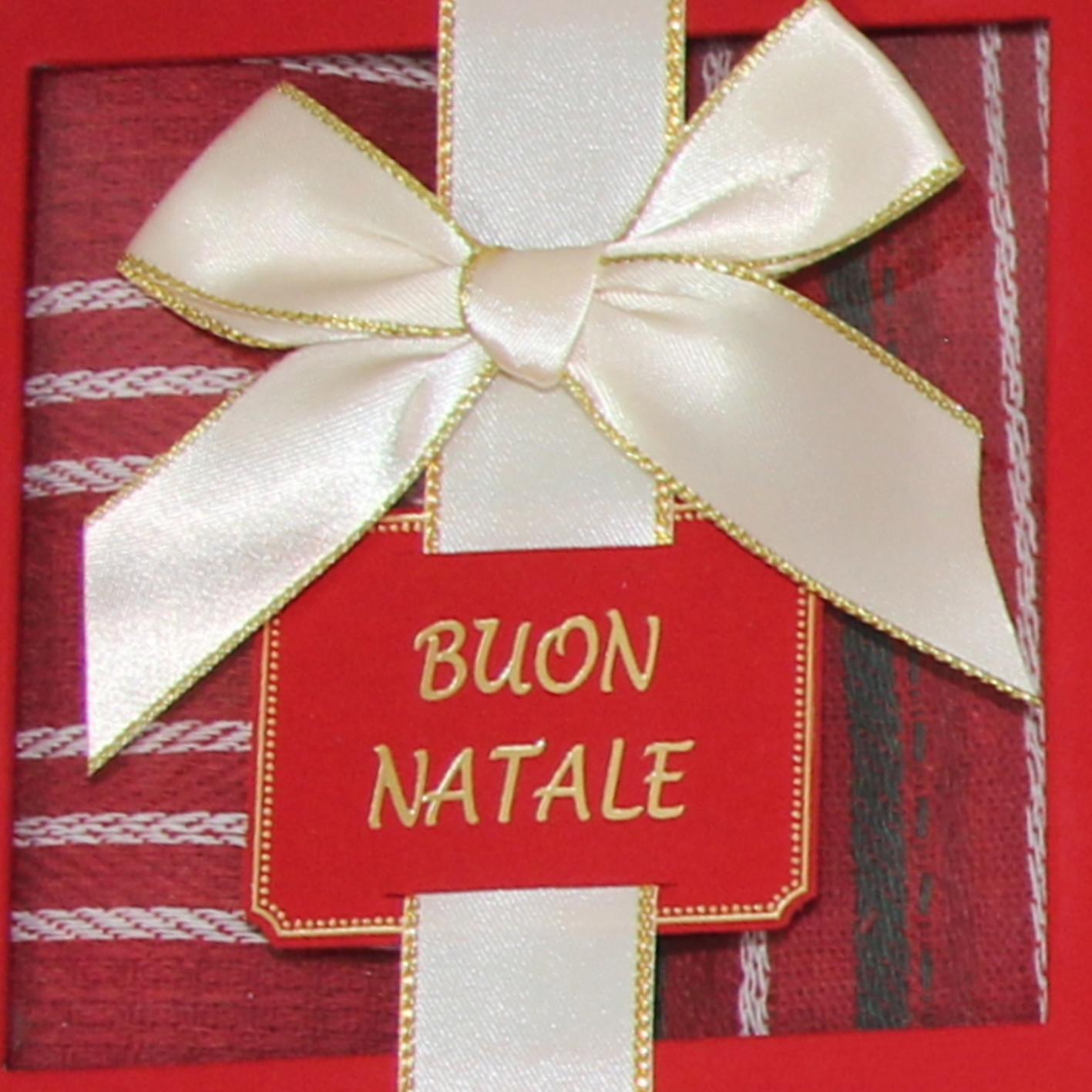 GD LOVES XMAS Set Regalo Natalizio in Scatola con Fiocco Tovaglietta 40*60CM in cotone Elegante per Tavola di Natale – 4 Varianti Buone Feste / Merry Christmas / Happy Christmas – Idea Regalo Pronta