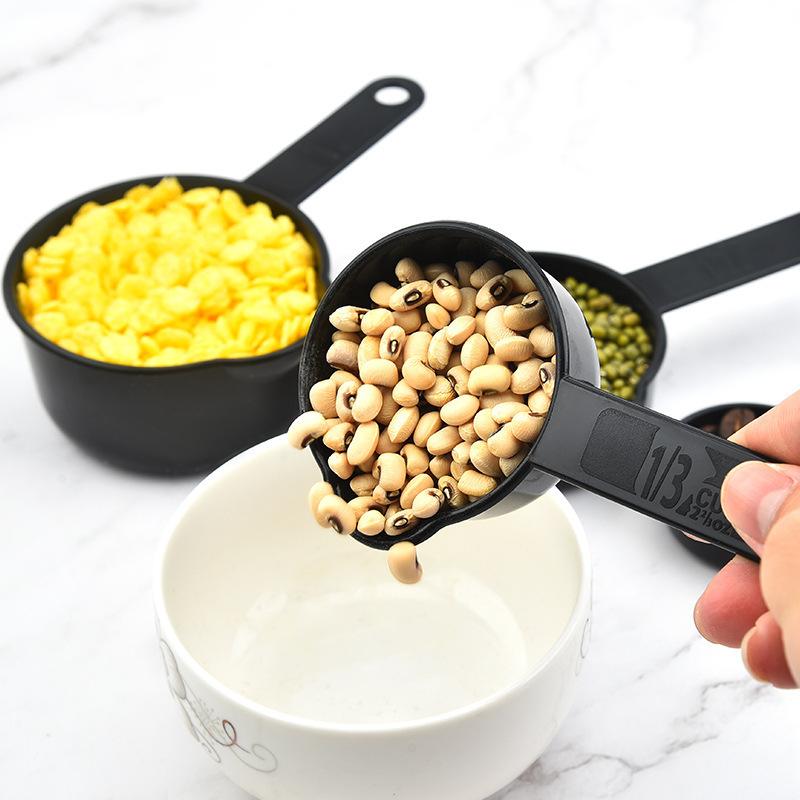 GD LA CUISINE Set Misurini a Cucchiaio in Plastica | 6 Pezzi Piccoli + 4 Pezzi Grandi Multicolore per Cucina, Dolci e Caffè