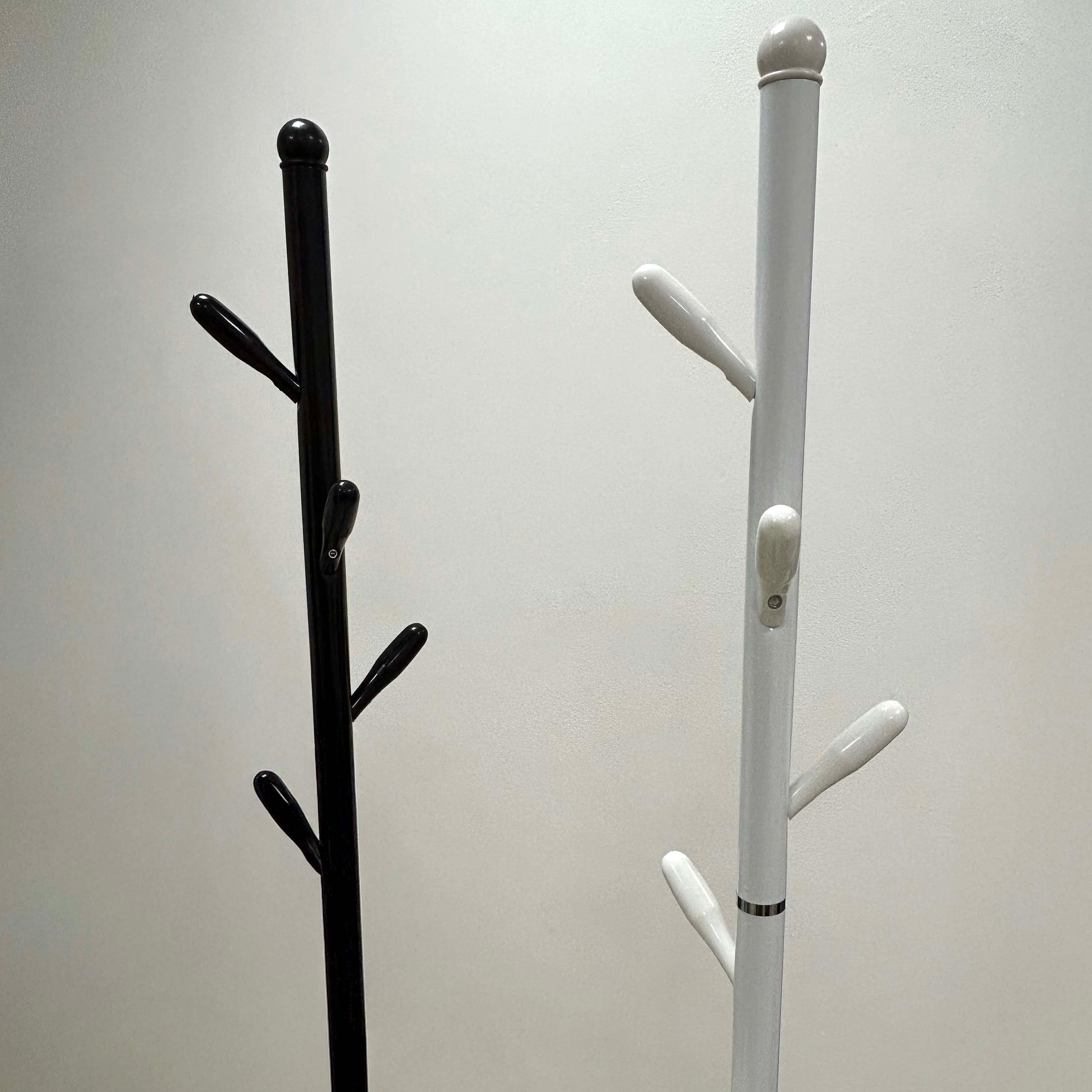 Appendiabiti da Terra Salvaspazio a Forma di Albero, 180cm Altezza, Base 30cm, Design Verticale con Ganci Multipli, Bianco o Nero