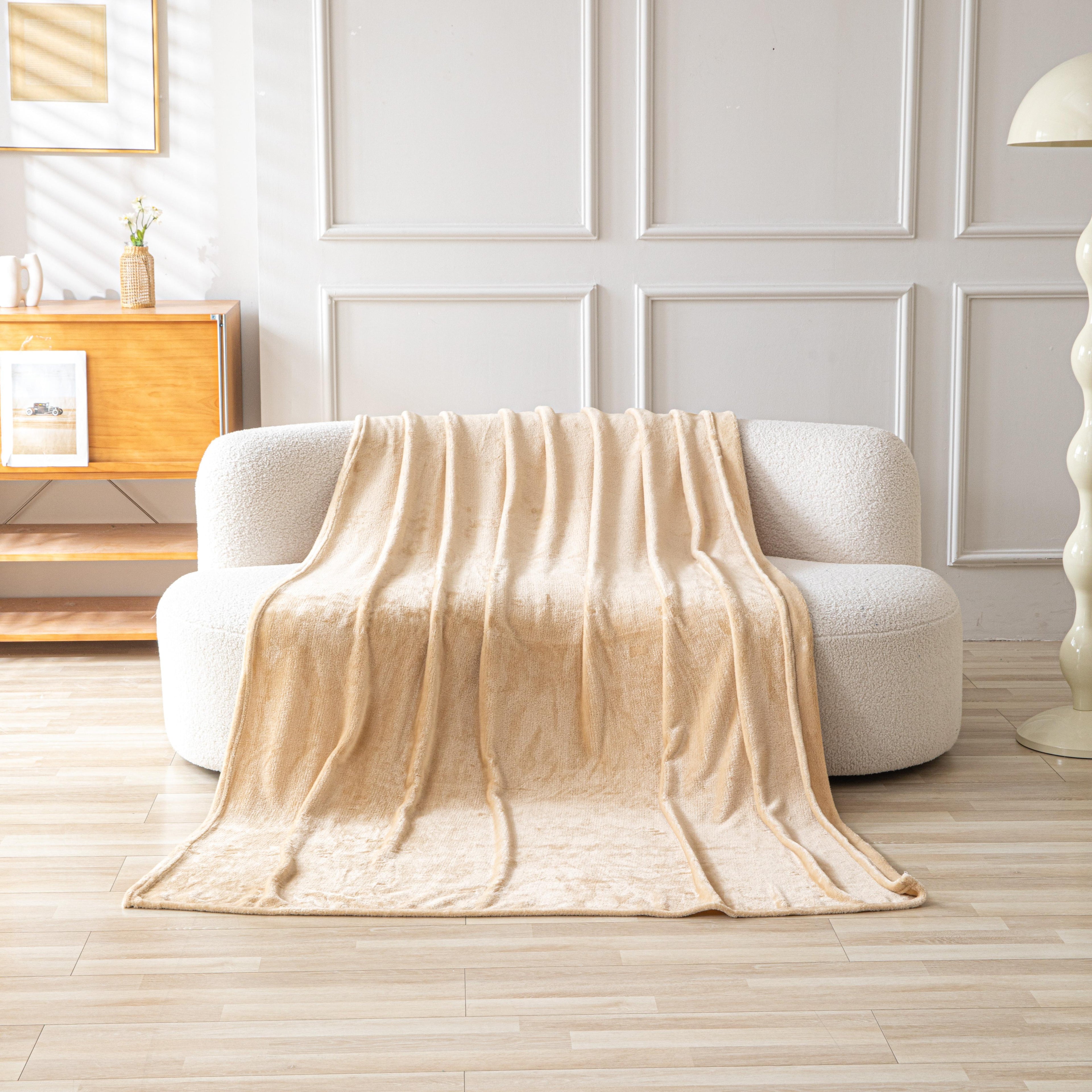 GD LOVES YOUR HOME Plaid Coperta in Pile (Flanella) – 130×160, 160×220, 220×240 – Coperta morbida e calda, leggera e asciugatura rapida; anti-pilling, lavabile in lavatrice – Tinta unita in vari colori per letto e divano